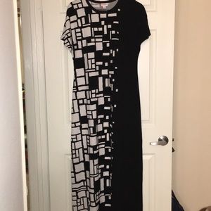 NWOT LuLaRoe Blanc & Noir Maria Dress Size Medium